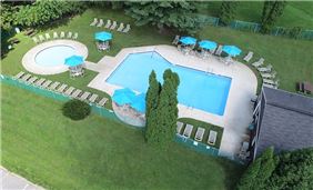 Seasonal Swimming and Wading Pool