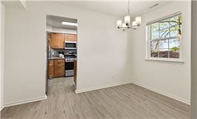Spacious Dining Area