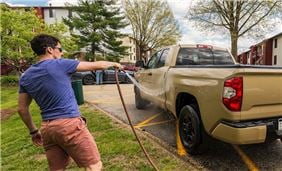 Free Car Cleaning Center