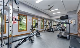 24/7 Fitness Center