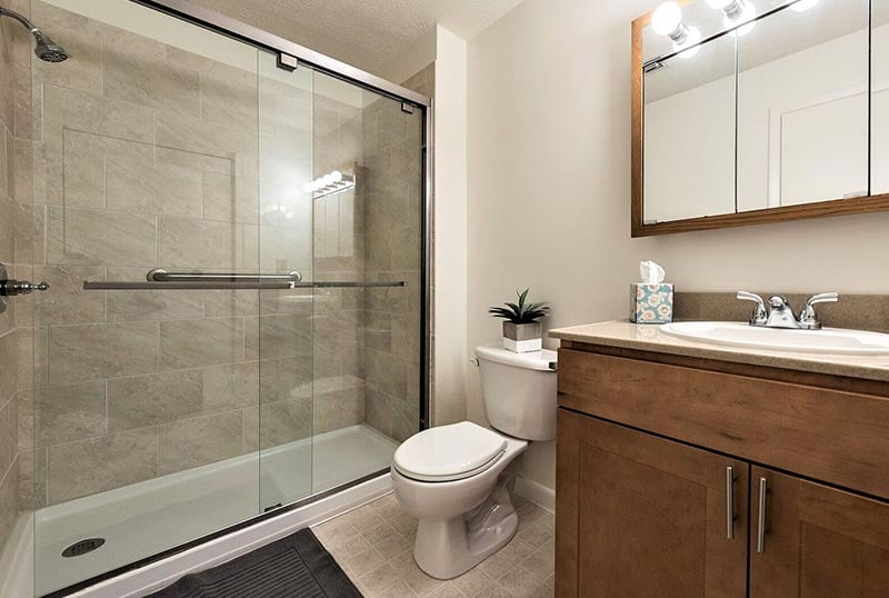 Apartment Features at Country Club Apartments at Manor Communities, Huntington/West Virginia