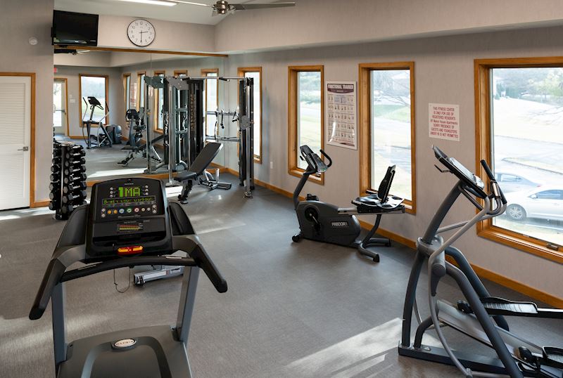Community Amenities of Manor House Apartments