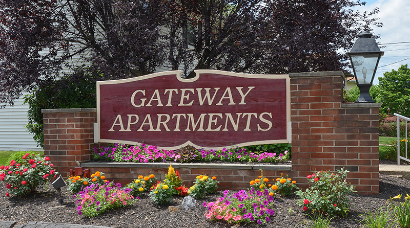 Sign Bord of Gateway Apatments at Manor Communities, Wilkes-Barre/Pennsylvania