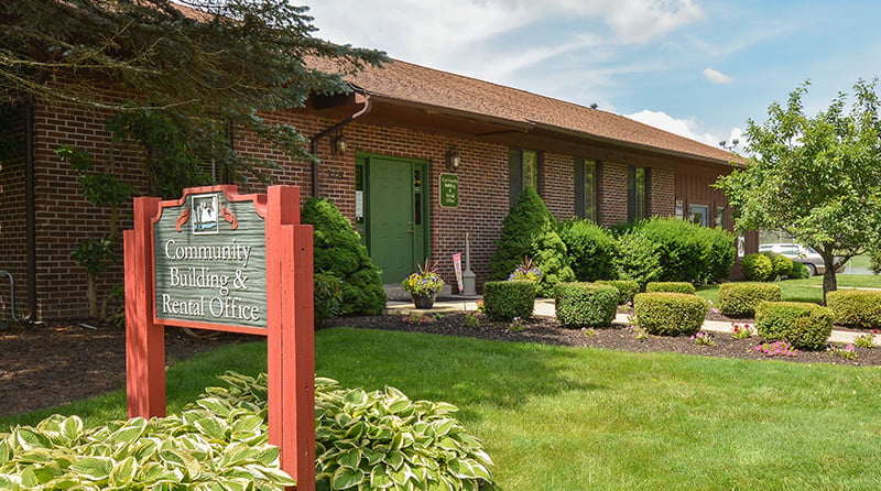 Signbord of Pikeview Manor Apartments at Manor Communities, Beckley/West Virginia
