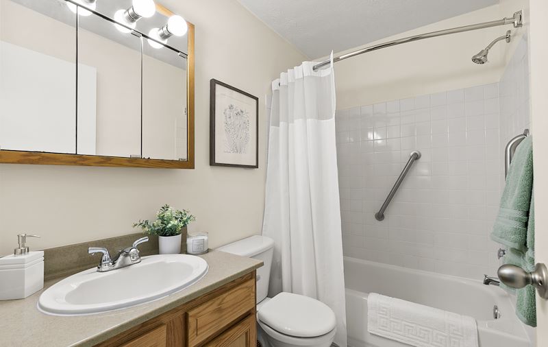 Country Club ApartmentsFurnished Apartments In Barboursville WV