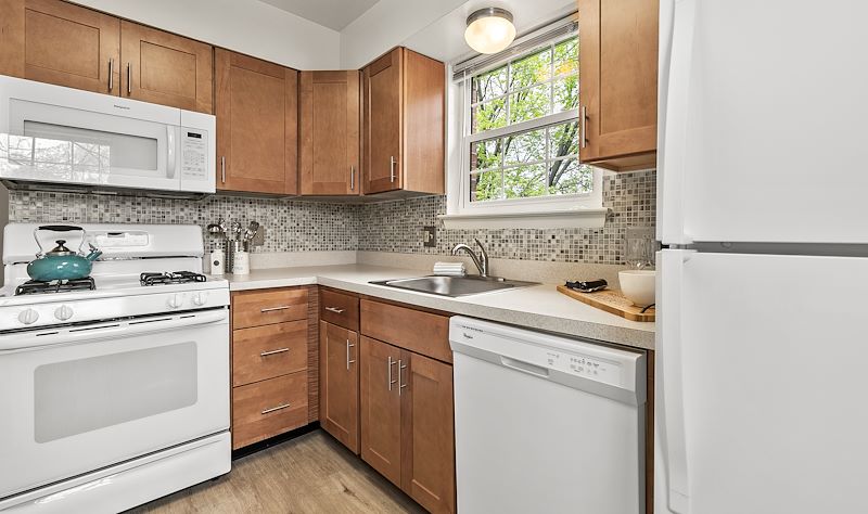 Springetts Apartments- Find Apartments In York, Pennsylvania – Manor ...