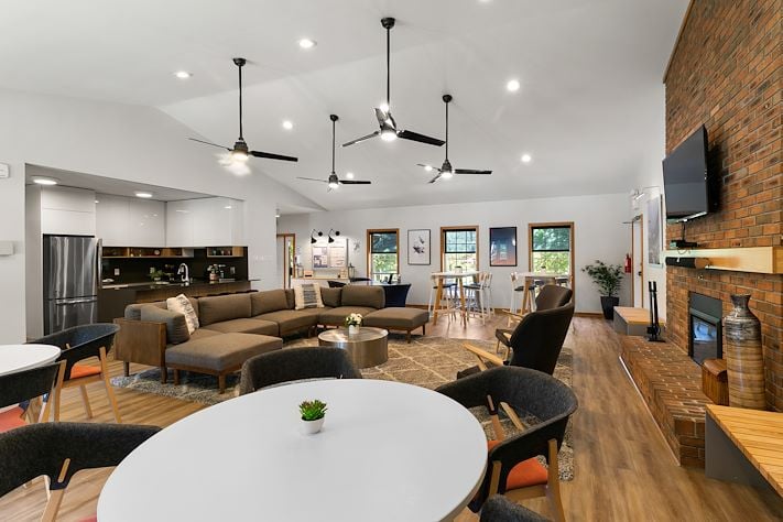 Amenities at California Apartments at Manor Communities, Absecon/New Jersey
