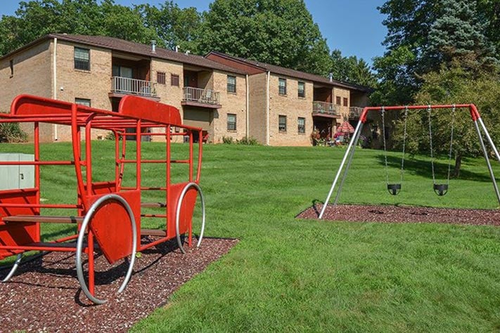 Community Highlights of Powder Mill Apartments