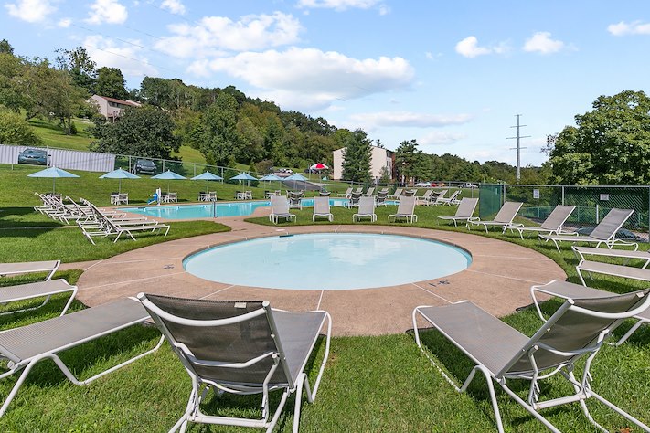 Community Highlights of Roxalana Hills Apartments