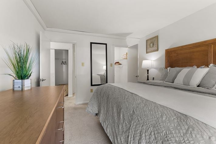Furnished Section at California Apartments of Manor Communities, Absecon/New Jersey