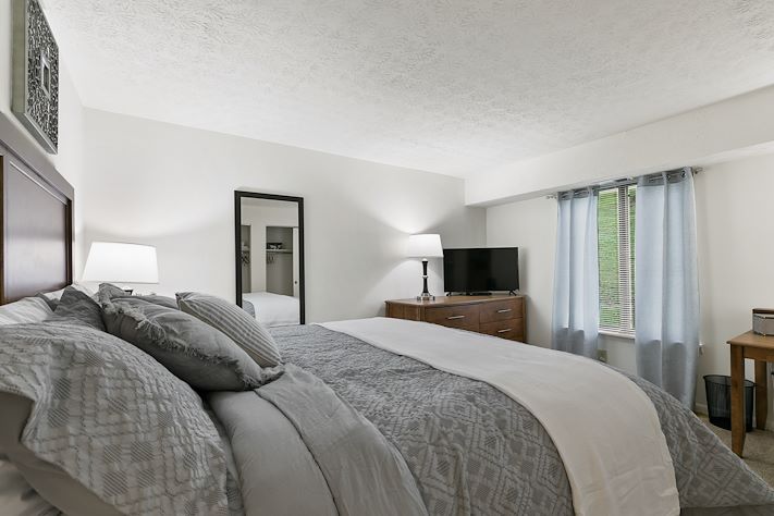 Furnished of Pikeview Manor Apartments