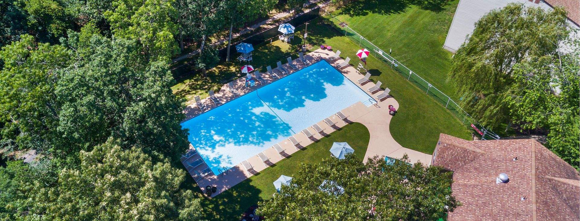 California Manor Apartments Check Out the Reviews Now