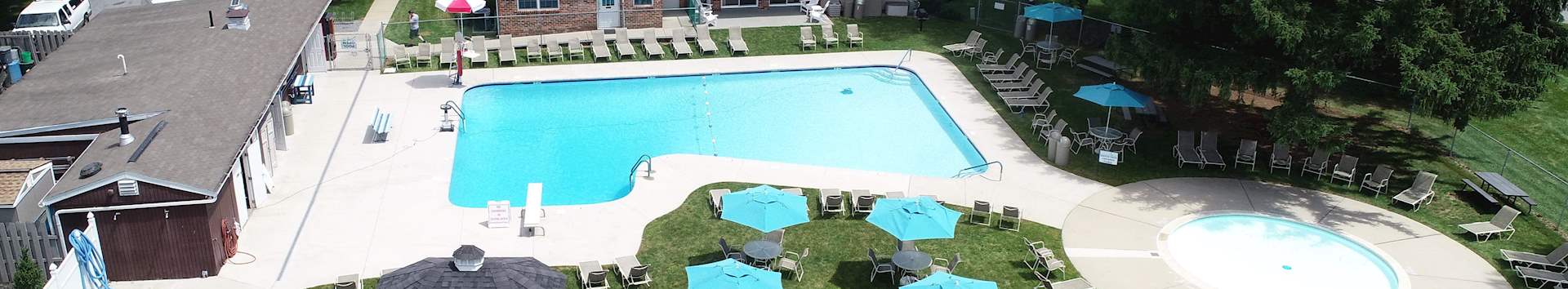 Swimming Pool of Springetts Apartments at Manor Communities, York/Pennsylvania